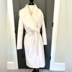 River Island
Cream Faux Fur Collar Belted Robe Coat